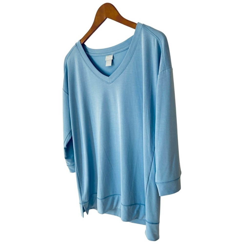 Chico's Zenergy 1 Medium Periwinkle Blue Buttery Soft 3/4 Sleeve V Neck Top - Picture 4 of 8